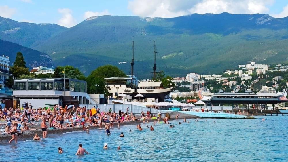 Жители России выбрали наиболее популярные места для летнего отдыха