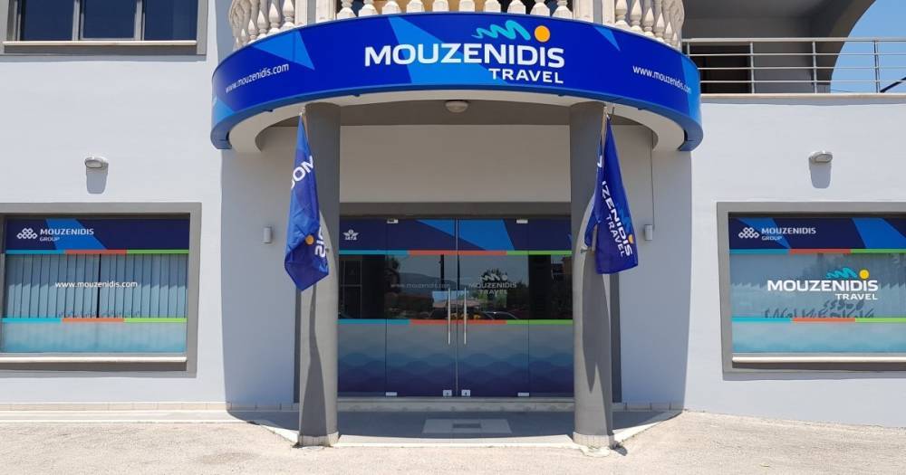 Крупнейший туроператор Греции Mouzenidis Travel перестал обслуживать украинских туристов