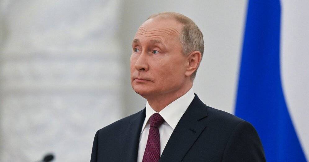 Путин не назвал Медведева в качестве кандидата в первую пятерку списка "Единой России"