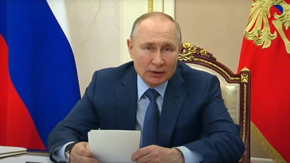 Путин отдал поручение реализовать проект по созданию современных спортплощадок