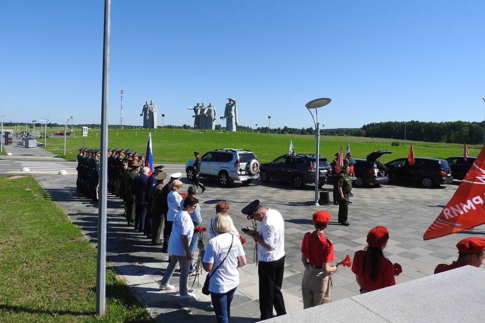 Ветераны организовали памятный автопробег от Москвы до Бреста