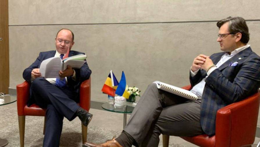 Глава МИД Румынии попросил Украину признать молдавский язык несуществующим