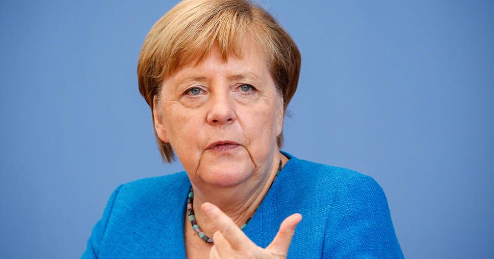 Меркель в речи о нападении Германии на СССР упомянула аннексию Крыма и Донбасс