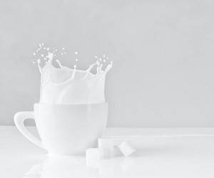 Стакан молока защищает от болезней сердца