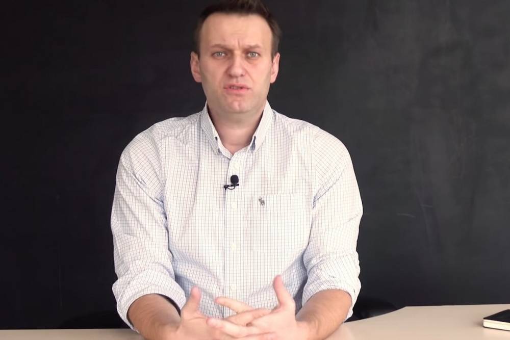 Суд оставил Навального в статусе склонного к побегу