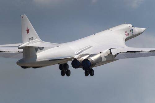 Sohu: «сразу несколько европейских стран начали паниковать» из-за полета российских Ту-160 перед встречей Путина и Байдена