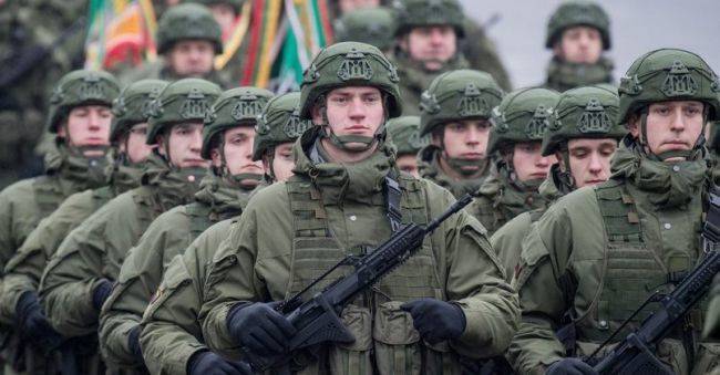 Армия Литвы приготовилась выставить заслон перед нелегальными мигрантами