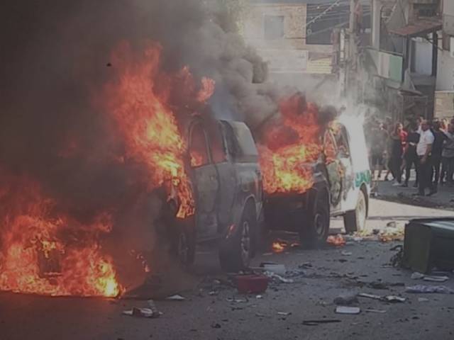 В арабской деревне едва не линчевали патруль МАГАВ: сожжены полицейские машины, украдено оружие