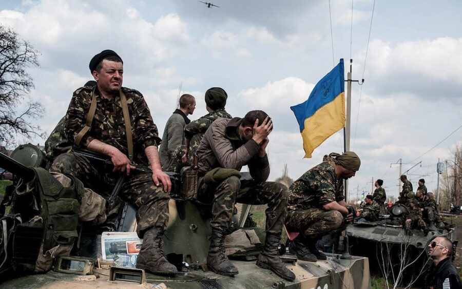 Украинские боевики продолжают сбегать с передовых позиций