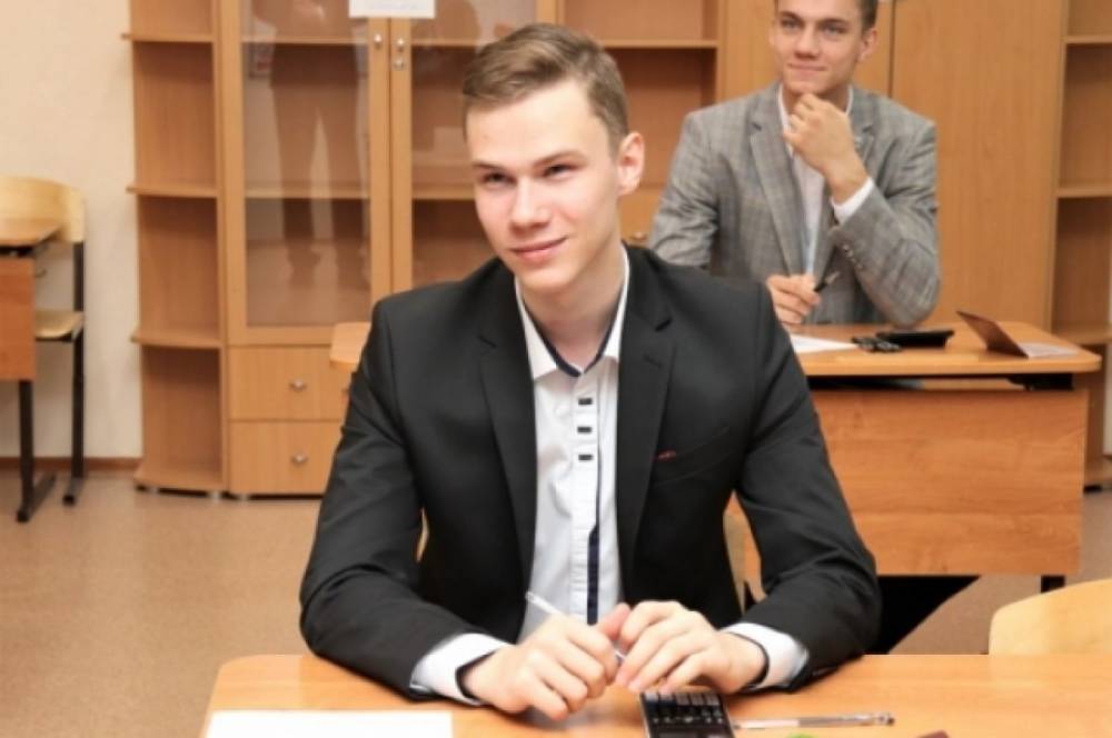 16 выпускников Хабаровского края набрали 100 баллов за ЕГЭ