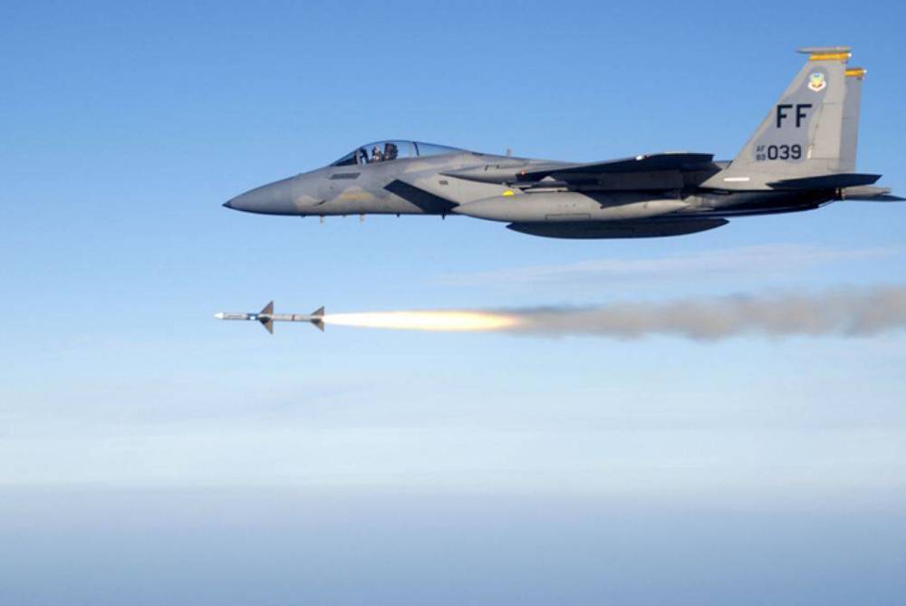 США оснастят истребители F-15 системой защиты от помех iSNS от израильской Elbit