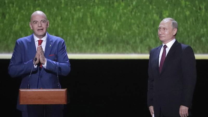 Песков анонсировал встречу Путина с главой ФИФА Инфантино