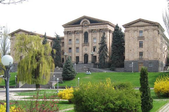 Гурген Арсенян рассказал, как выборы в Армении могут отразиться на отношениях между Ереваном и Москвой