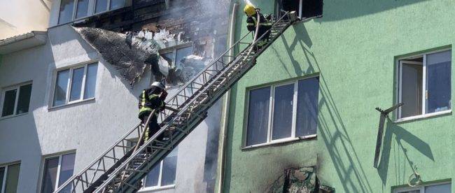 В результате взрыва жилого дома в Белогородке погиб один человек