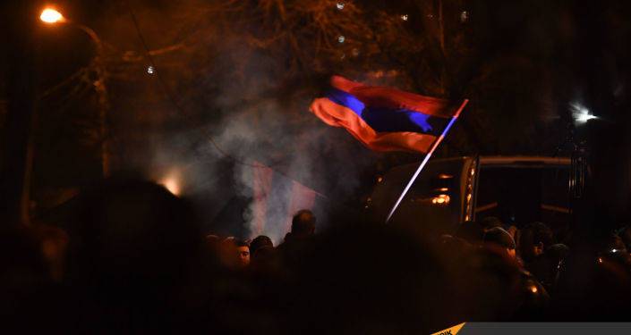 Круговорот политиков в протестах - Маркедонов о выборах в Армении