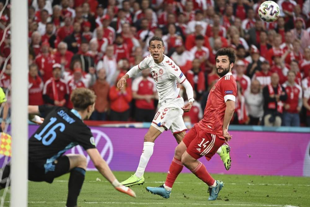 Россия проиграла Дании со счетом 1:4 и покинула Евро-2020