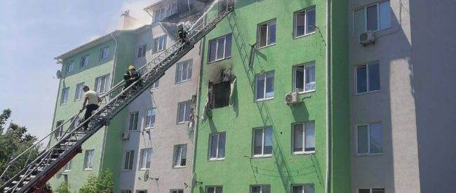 «Точно не газ»: причиной взрыва в пятиэтажке под Киевом могла стать граната