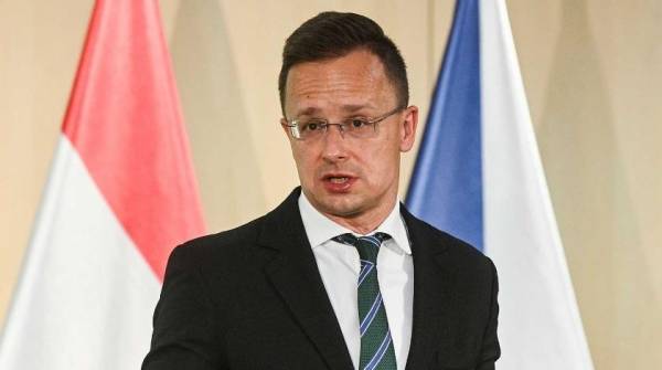 Венгрия разочаровалась в Украине