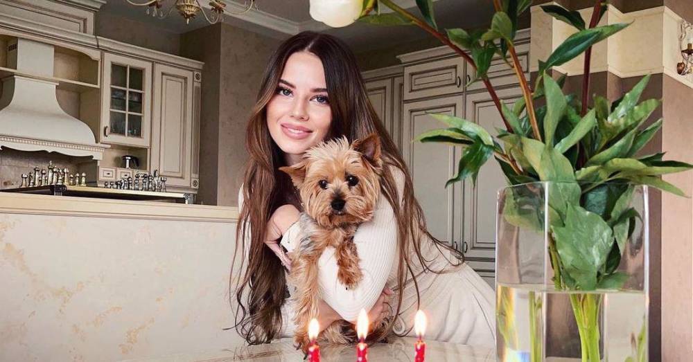 Лиана Шульгина пришла на день рождения дочери Валерии в кюлотах Gucci за 80 000 рублей