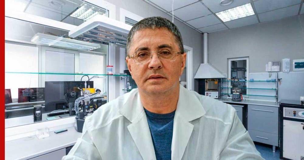 Доктор Мясников перечислил опасности и различия новых штаммов коронавируса