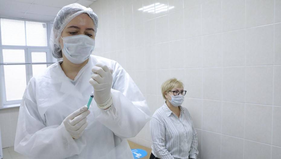 В Петербурге осталось более 150 тыс. комплектов вакцин от коронавируса