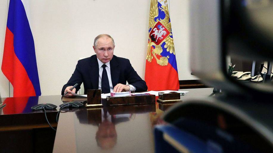 Путин взялся за тарифы по ЖКХ. Что поручил президент