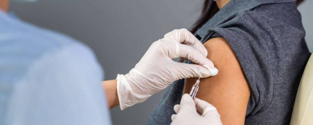 Инфекционист предупредил о последствиях отказа от вакцинации