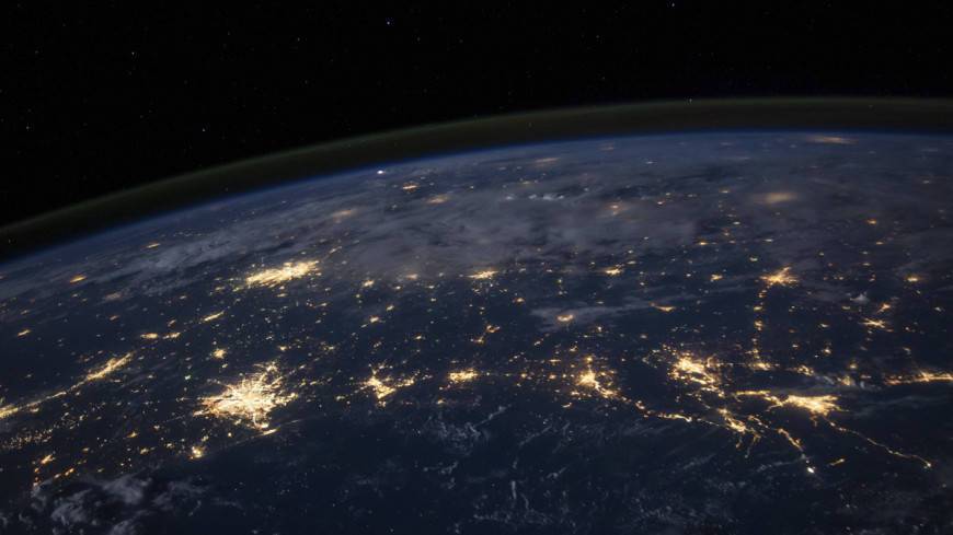 SpaceX обещает беспроводной интернет по всему миру до конца лета