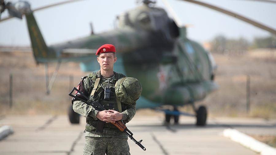 Путин заявил о совершенствовании армии для обеспечения безопасности РФ