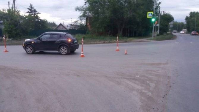 В Омске автомобиль сбил 17-летнего пешехода