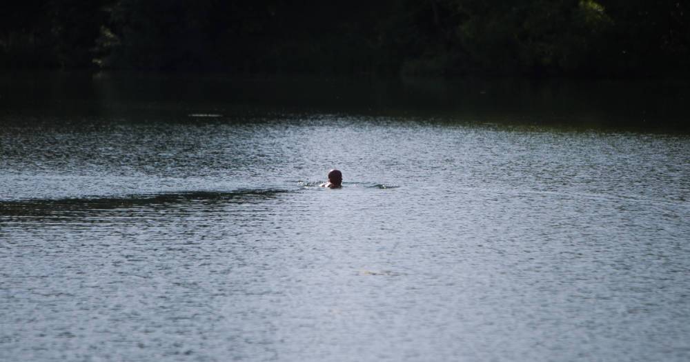 На Пелавском озере в Калининграде спасли купальщицу, у которой случился приступ эпилепсии