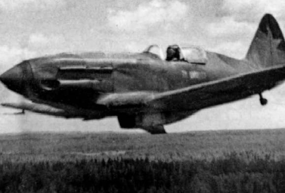 Какой советский лётчик лучше всех проявил себя 22 июня 1941 года