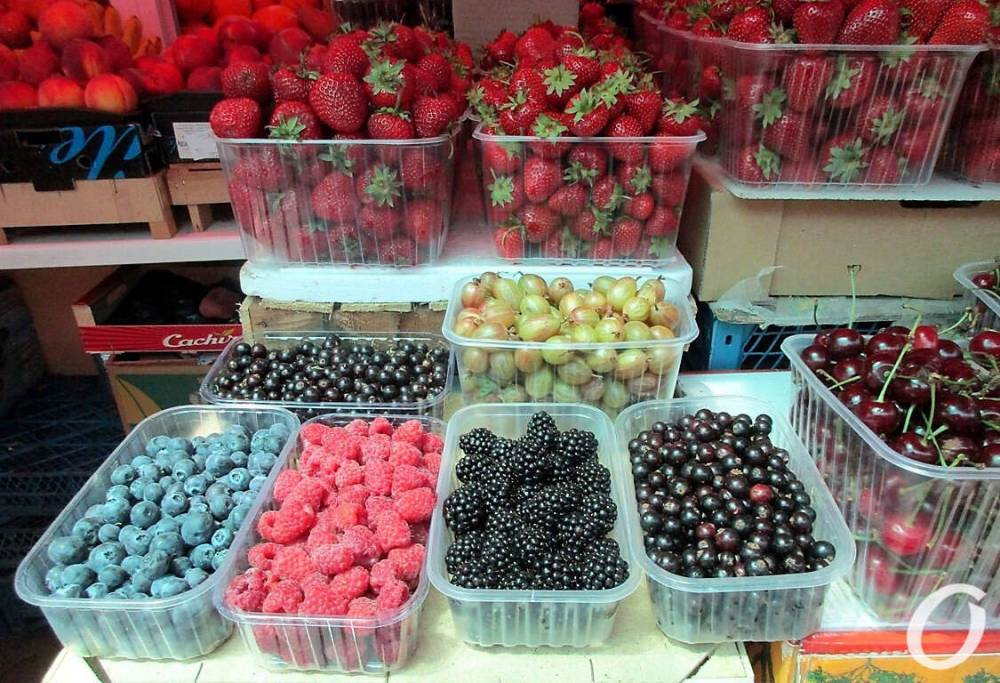 Малина-ежевика: почем «ягодный рай» на одесском Новом базаре? (фото)