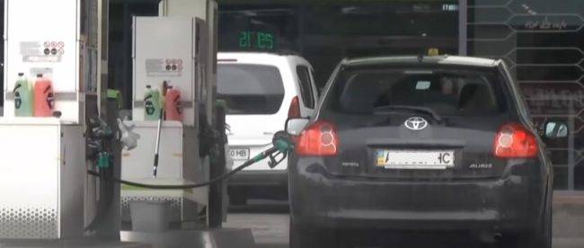 Украинские АЗС снизили цены на бензин, дизтопливо и автогаз