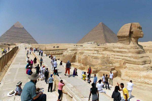 Египет не будет требовать ПЦР-тесты у вакцинировавшихся от Covid-19 туристов