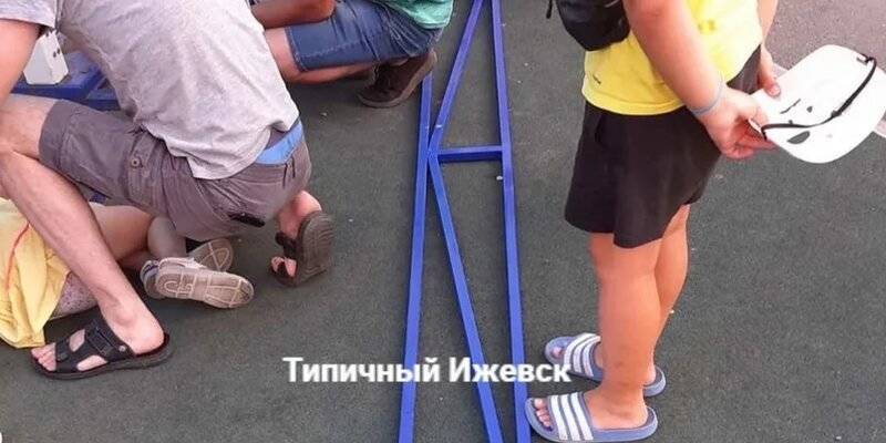 В Ижевске при падении части уличного тренажера пострадал 9-летний ребенок