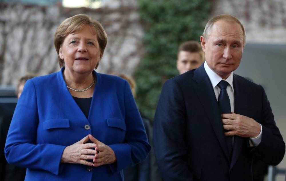 Меркель выступила за диалог с Путиным: официальное заявление