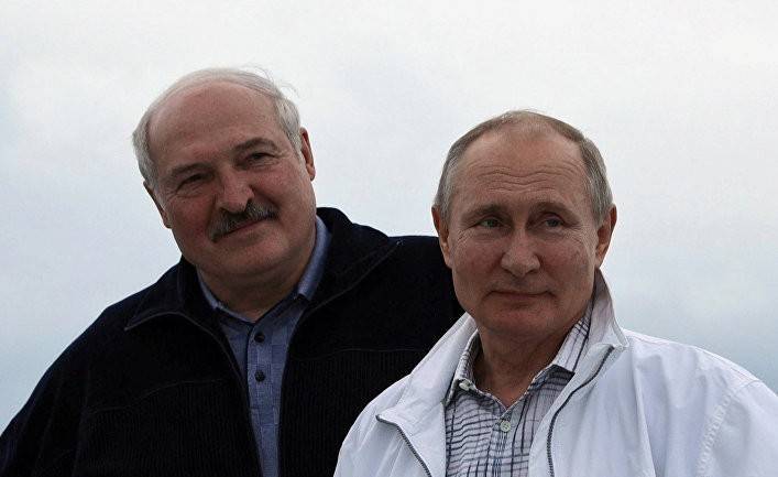 iHNed: санкции ЕС бьют по Лукашенко, а также по Путину
