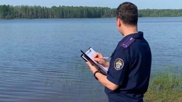 В Новгородской области в озере утонул подросток