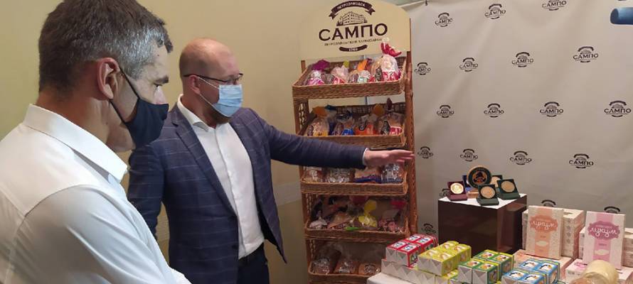 Мэр Петрозаводска предложил организовать поставки знакомого с детства овсяного печенья «Сампо» в детсады города