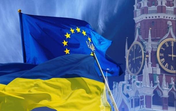 Киев и Москва отреагировали на призыв Меркель к диалогу ЕС с Россией