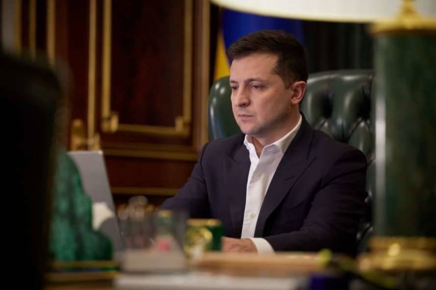 Зеленский ввел санкции против ряда российских олигархов и одного украинского