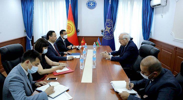 Глава МИД Кыргызстана с визитом посетит Азербайджан
