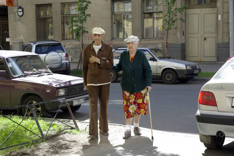 Петербуржцам старше 70 лет могут компенсировать взносы на капремонт
