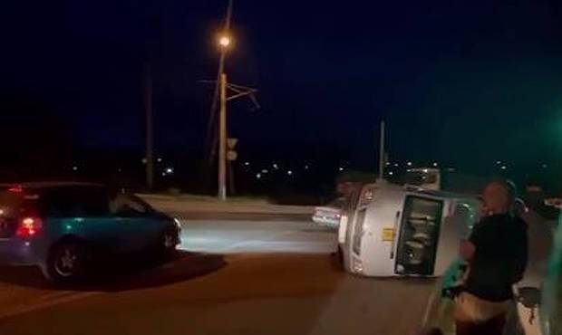 В Крыму в аварию попал микроавтобус с детьми из ЯНАО. Есть пострадавшие