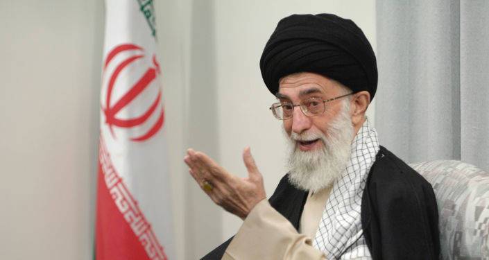 Верховный лидер Ирана привился от COVID-19