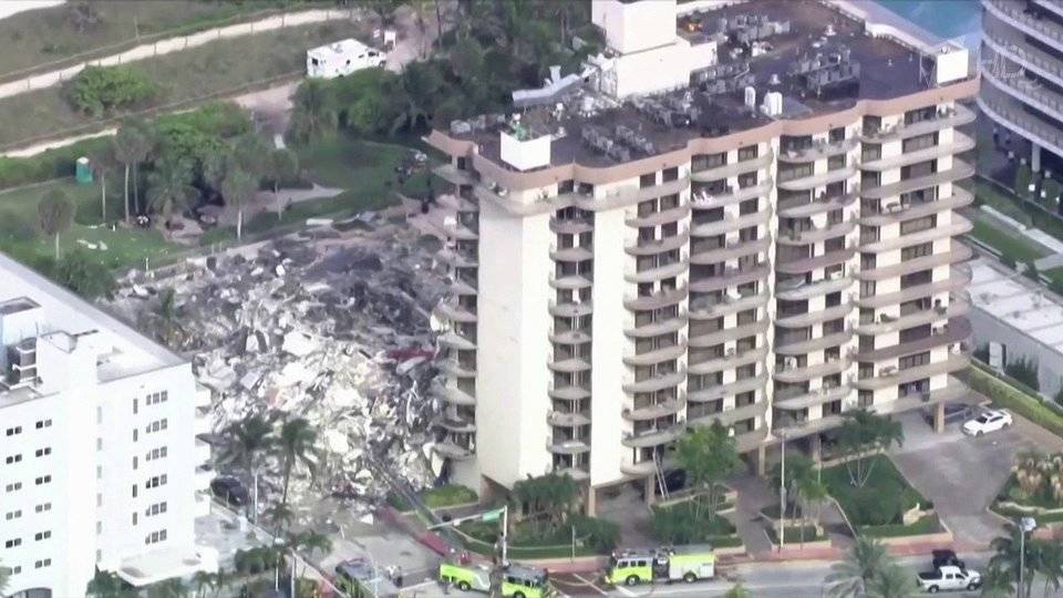Джо Байден объявил режим ЧС в связи с обрушением во Флориде секции 12-этажного дома