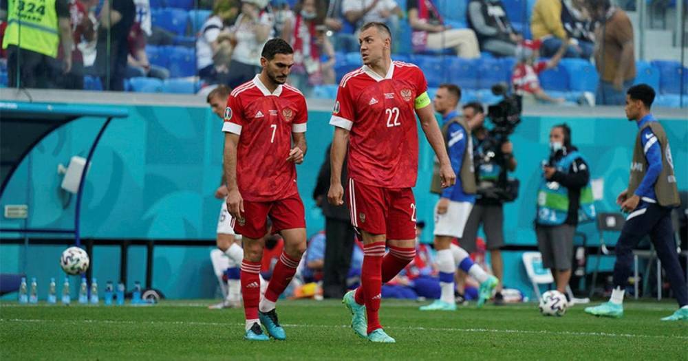 Газзаев об игре Дзюбы на Евро: Стоячий футбол давно закончился