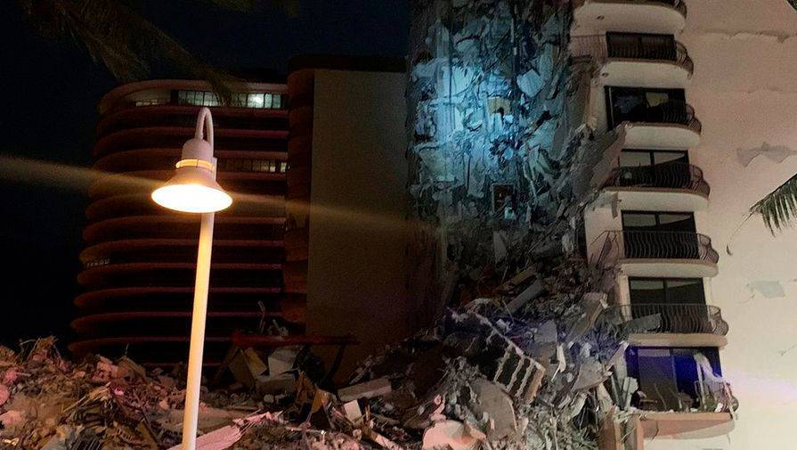 Посольство РФ не знает, были ли россияне в рухнувшем здании во Флориде