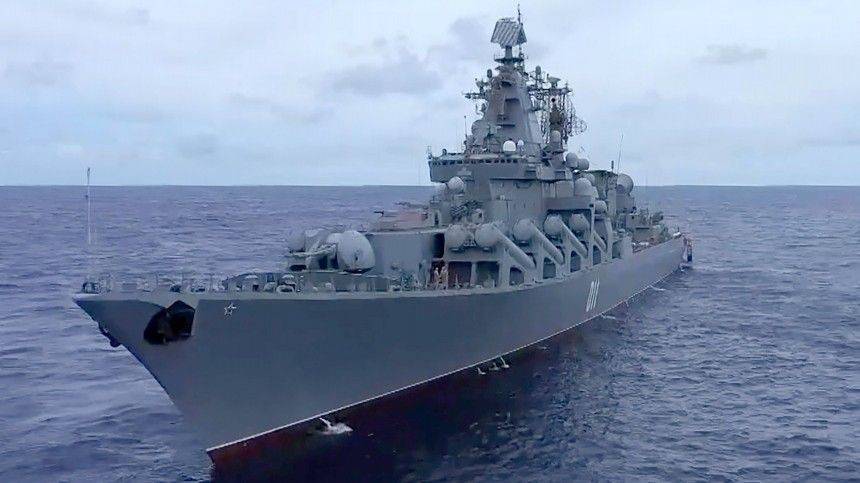 Не слышали выстрелов? Корабли ВМФ России проведут ракетные стрельбы вблизи авианосца Британии